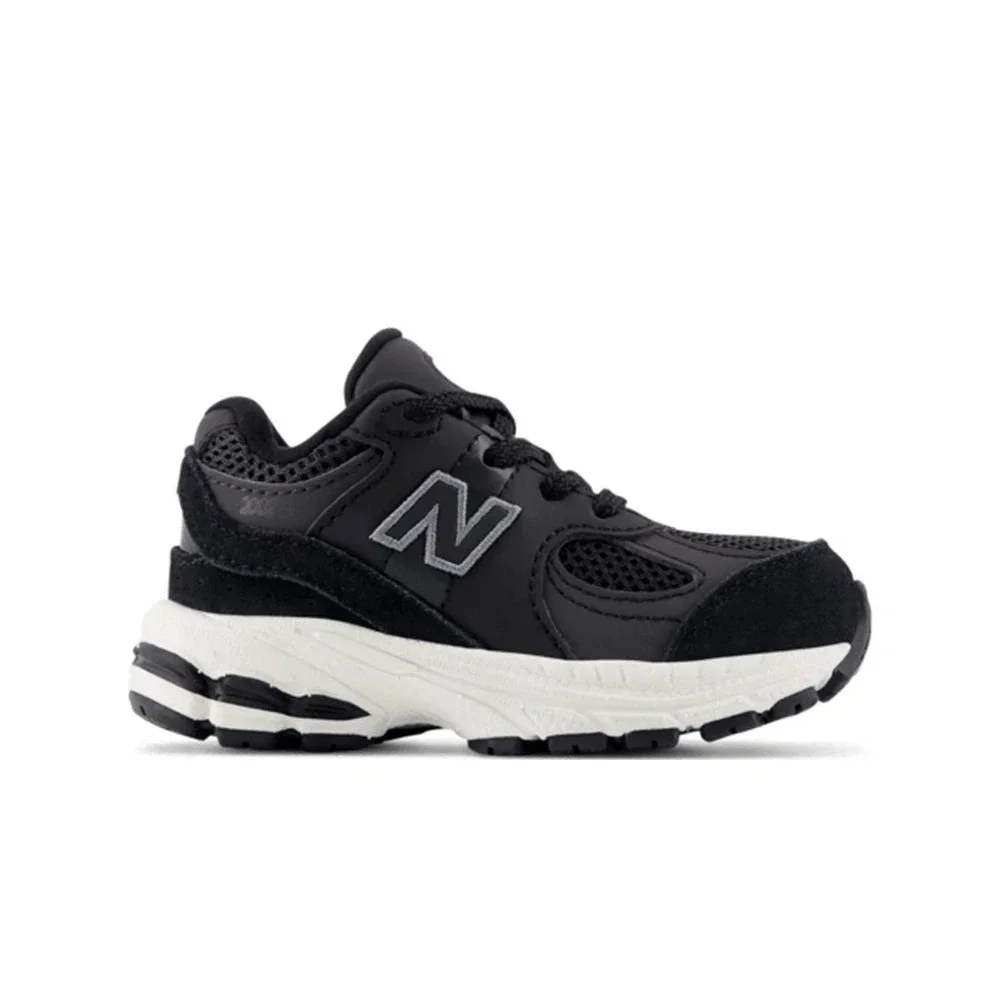 New Balance 2002 Infants Toddler Size 4 Black Casual Shoes NEW